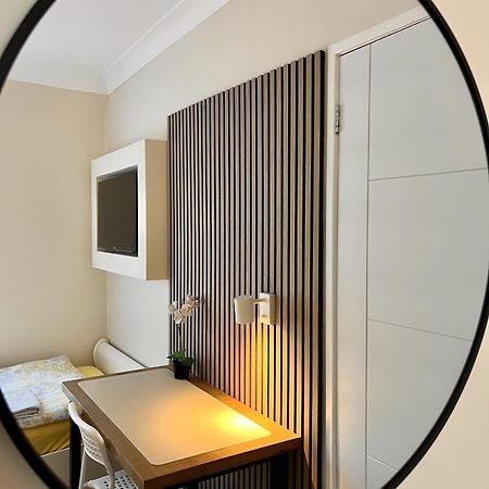 Home Accommodation Southampton Exteriör bild