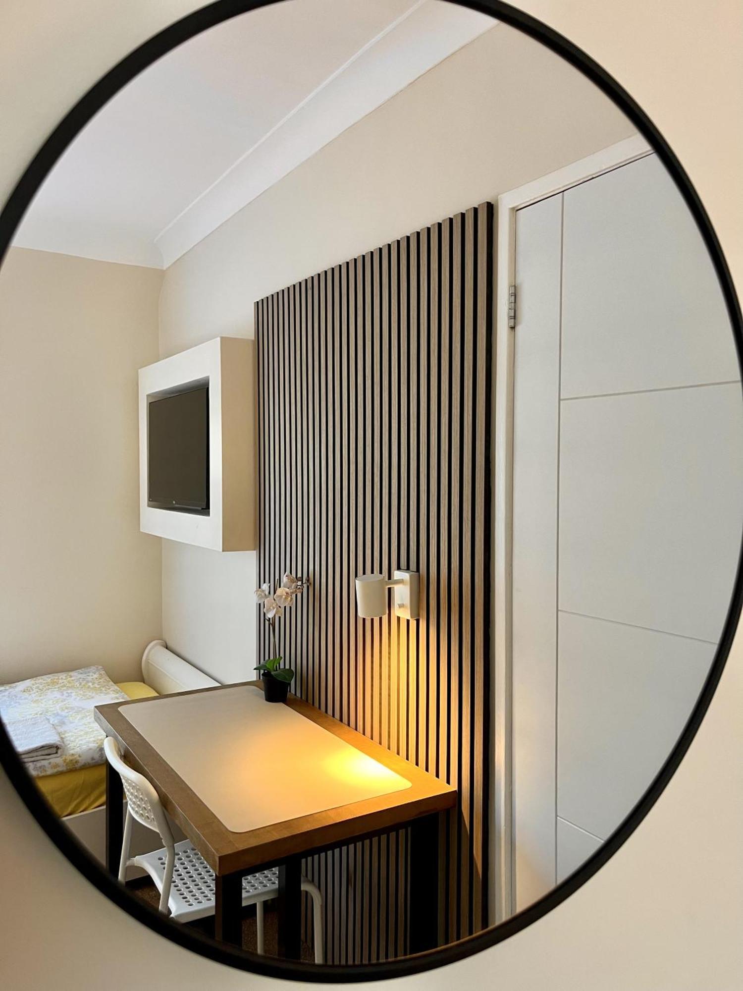 Home Accommodation Southampton Exteriör bild